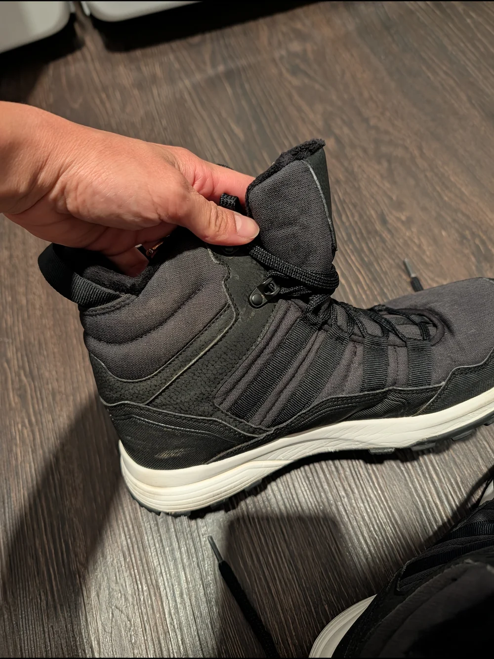 Quechua Men's Black and White Waterproof Trail Boots
